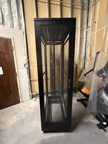 Apc sever rack - apc, cabinet
